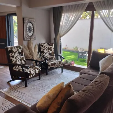 Esse Garden House - With The Garden Special For Holiday home Kusadasi